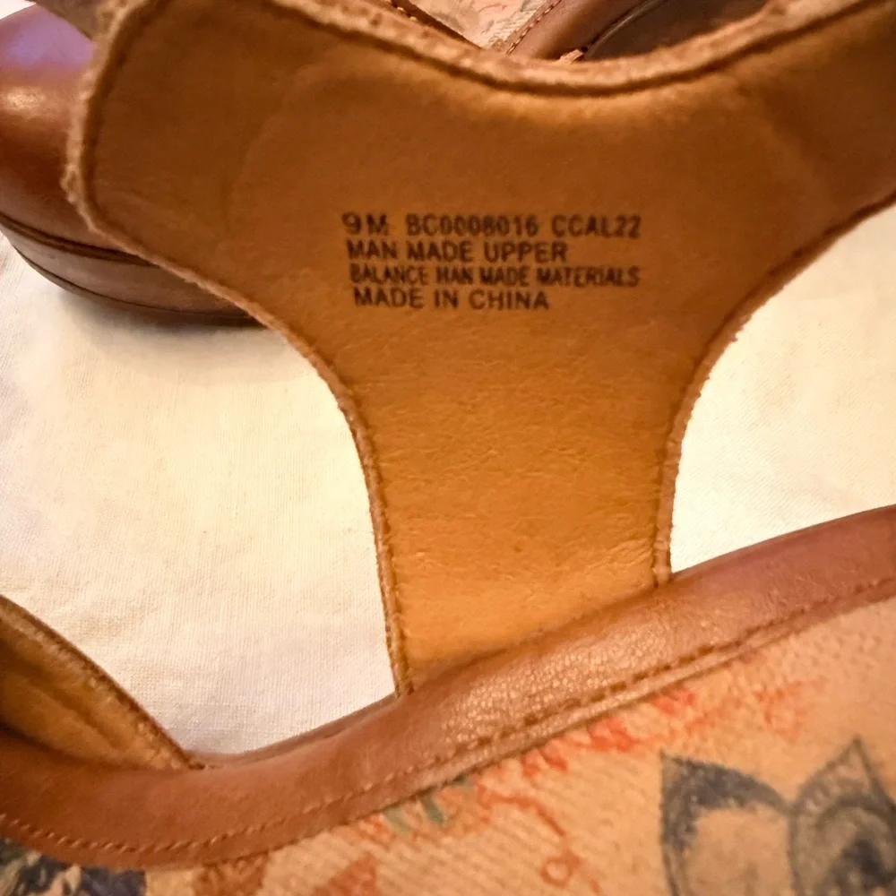 boc Tan Leather Women's Mules - Picture 6 of 6